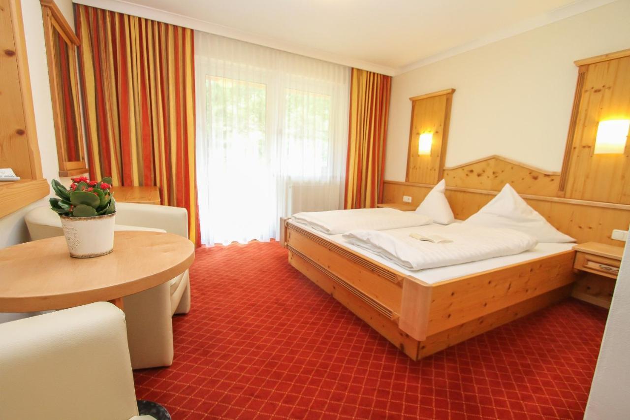 Landhotel Oberdanner Saalbach-Hinterglemm Exterior photo